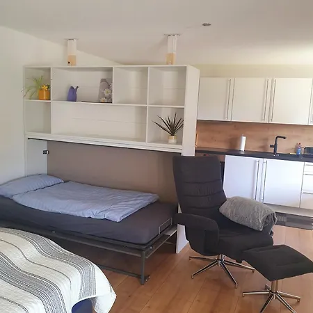 Apartment 95