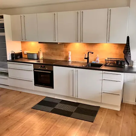 95 Apartment *